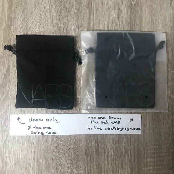 NARS Cosmetics Mini Size Set - Picture 3 of 4